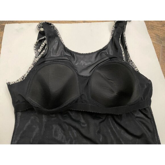 Nip tuck Swim Black White One piece Swimsuit‎ Multi Cup USA Size 12 Slimming - Picture 7 of 8